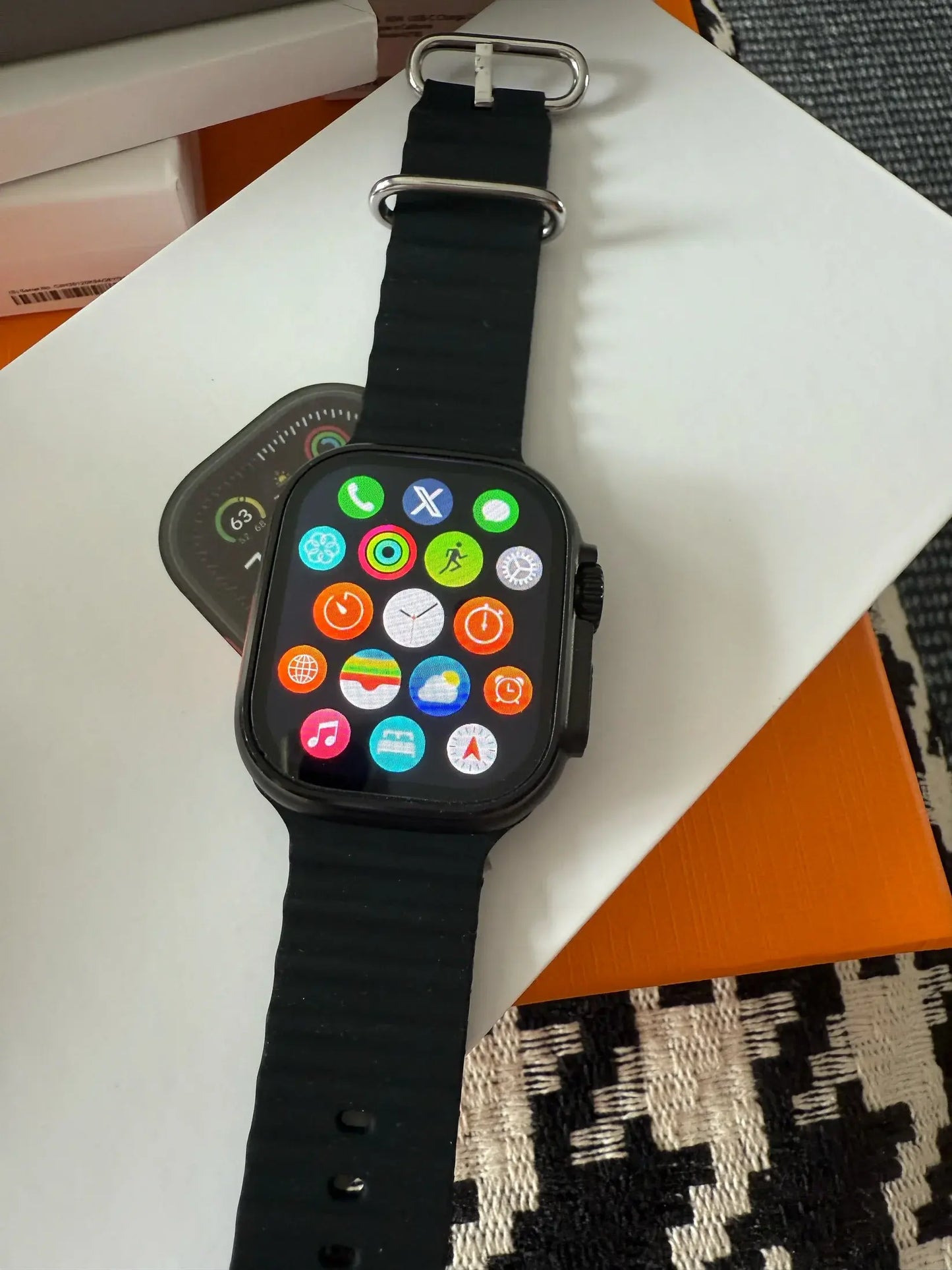 Apple Watch Ultra 2 - Vendor