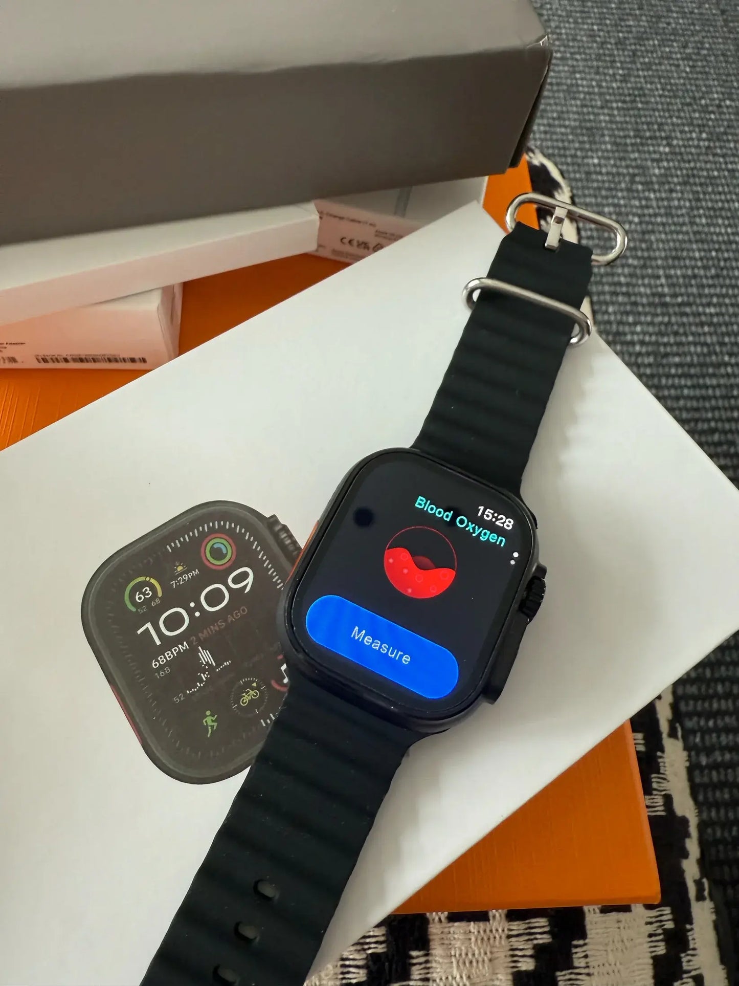 Apple Watch Ultra 2 - Vendor