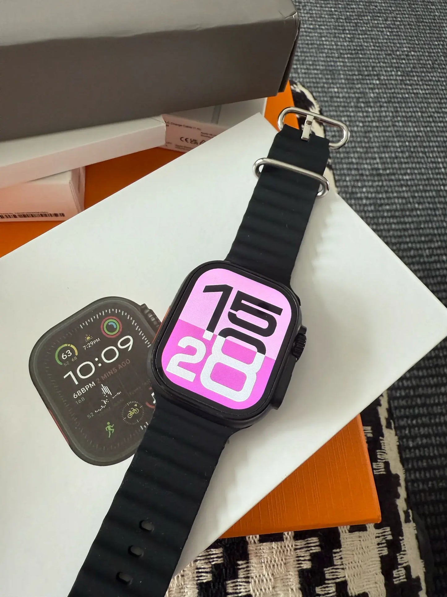 Apple Watch Ultra 2 - Vendor